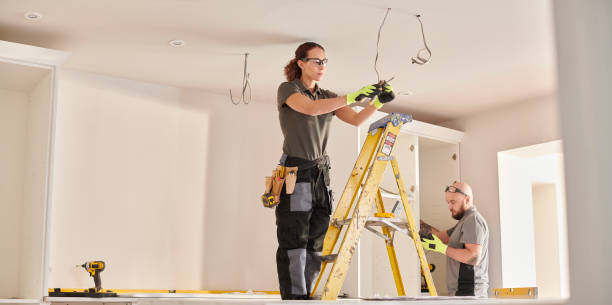 Best Outdoor Lighting Installation  in Walnut Creek, OH
